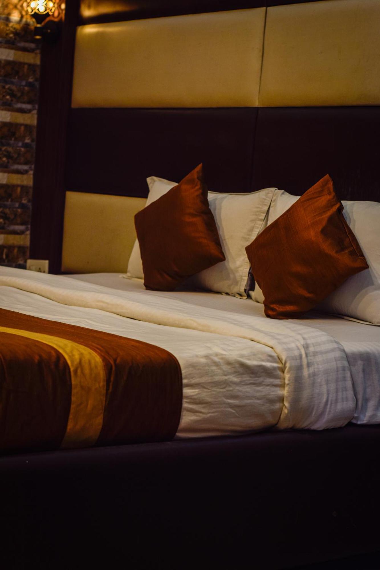 Hotel Diamond Suites Kalkata Exteriér fotografie